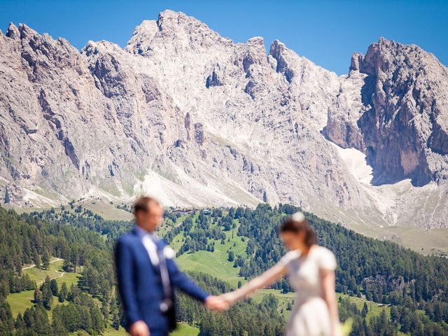 Il matrimonio di Evaldas e Indré a Santa Cristina Valgardena-St. Chris, Bolzano 37