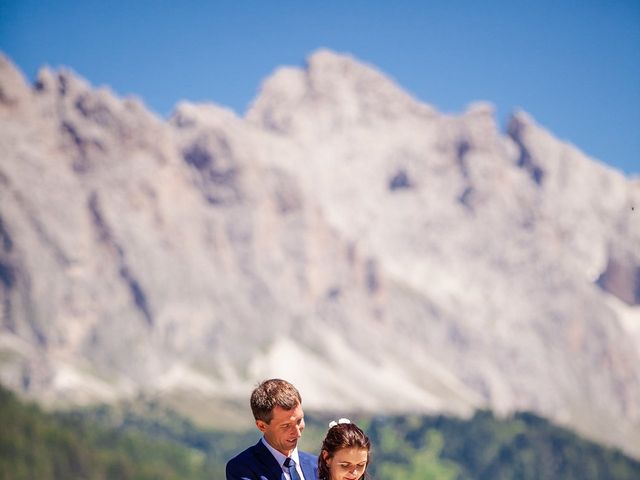 Il matrimonio di Evaldas e Indré a Santa Cristina Valgardena-St. Chris, Bolzano 38