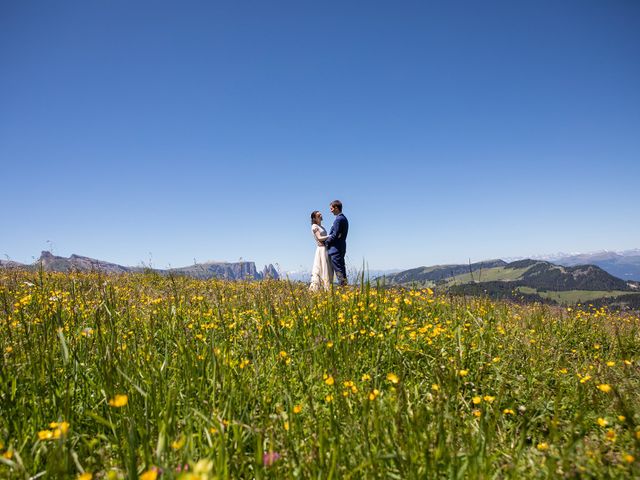 Il matrimonio di Evaldas e Indré a Santa Cristina Valgardena-St. Chris, Bolzano 43