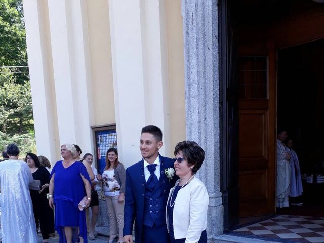 Il matrimonio di Gabriele  e Martina a Cugliate-Fabiasco, Varese 10