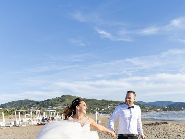 Il matrimonio di Rosanda e Francesco a Serre, Salerno 32