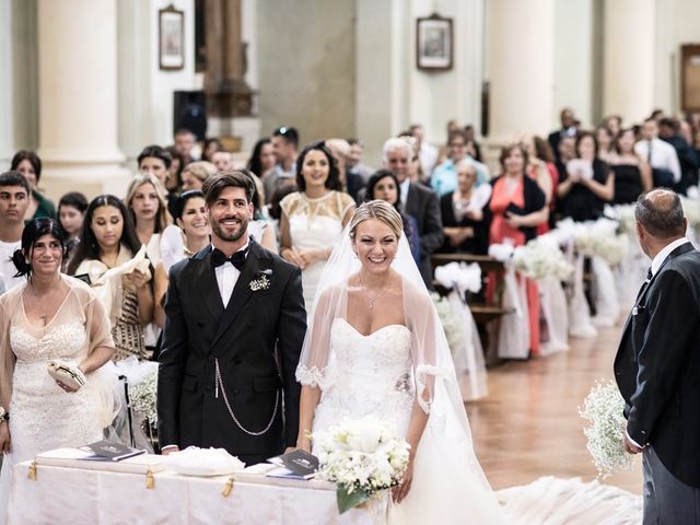 Il matrimonio di Salva e Giusy a Reggio nell&apos;Emilia, Reggio Emilia 30