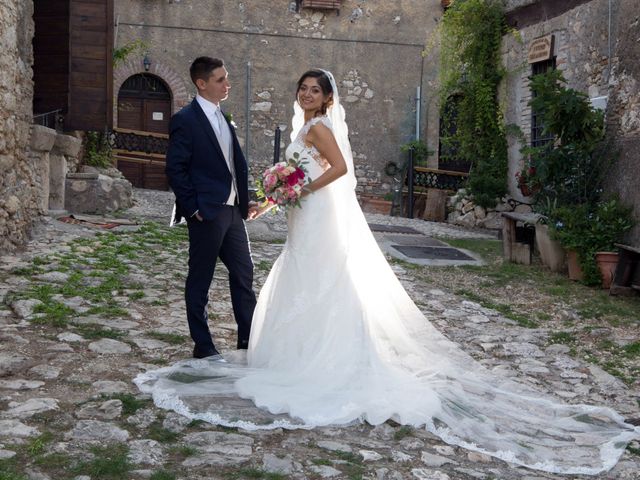 Il matrimonio di Simone e Martina a Castelnuovo di Farfa, Rieti 22