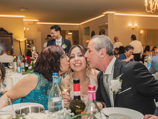 Il matrimonio di Manuel e Maria Virginia a Ceriano Laghetto, Monza e Brianza 34