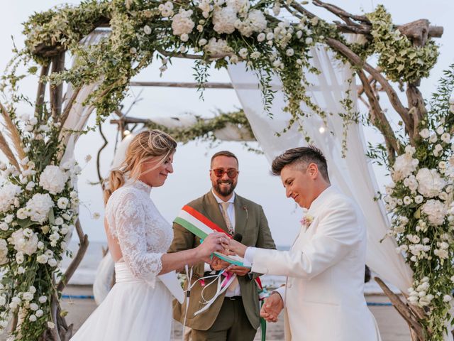 Il matrimonio di Francesca e Claudia a Margherita di Savoia, Bari 71