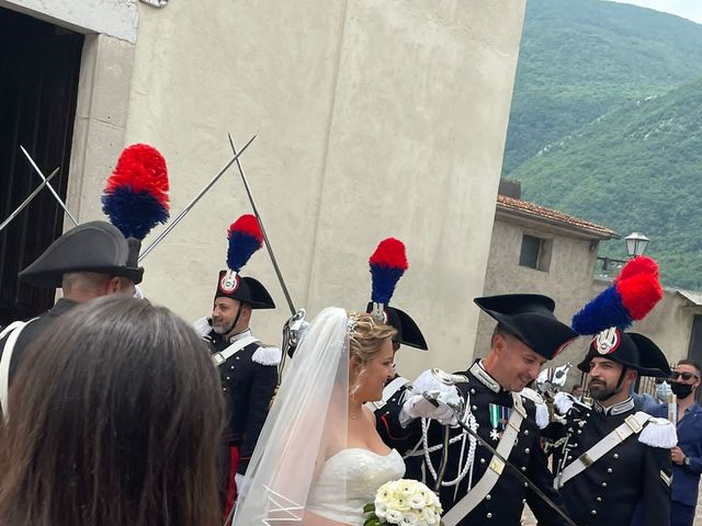 Il matrimonio di Gianluca  e Mariagrazia  a Capistrello, L&apos;Aquila 1