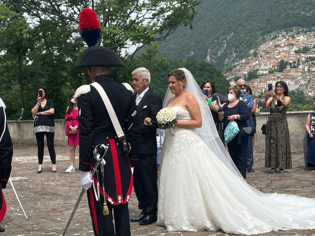 Il matrimonio di Gianluca  e Mariagrazia  a Capistrello, L&apos;Aquila 3