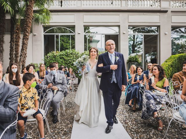 Il matrimonio di Alessandro e Laura a Valmadrera, Lecco 24