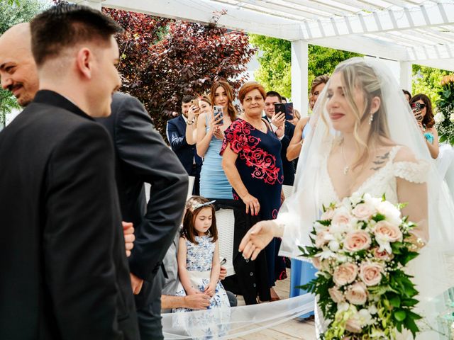 Il matrimonio di Alex e Martina a Foggia, Foggia 26