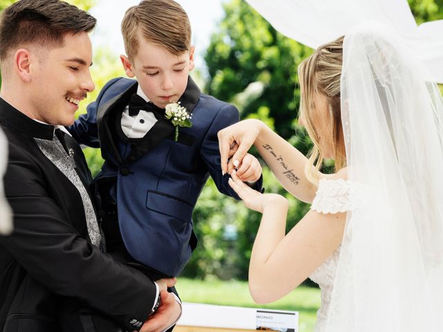 Il matrimonio di Alex e Martina a Foggia, Foggia 36