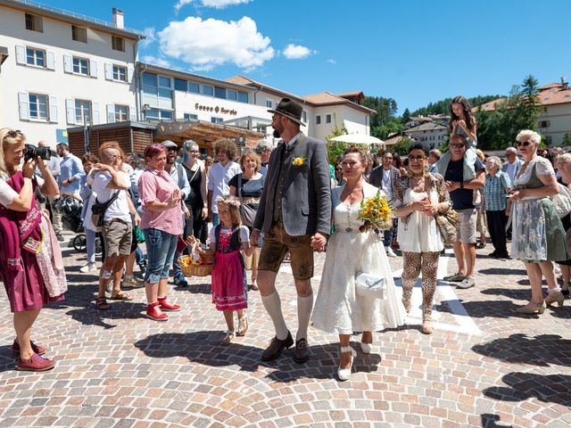 Il matrimonio di Igor e Chicca a Fondo, Trento 23