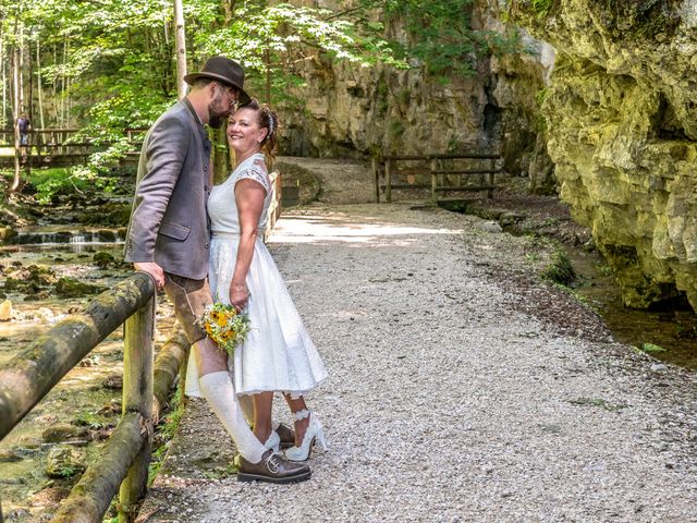 Il matrimonio di Igor e Chicca a Fondo, Trento 36