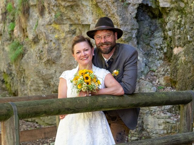 Il matrimonio di Igor e Chicca a Fondo, Trento 2