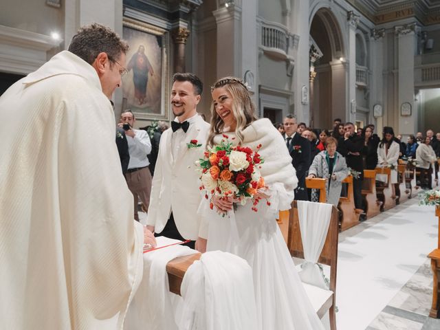 Il matrimonio di Alessio e Arianna a Porto Recanati, Macerata 57