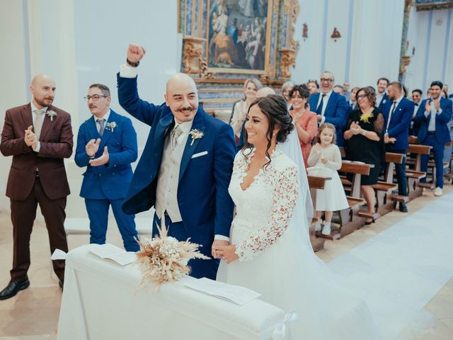 Il matrimonio di Miriana e Giovanni a Noci, Bari 14