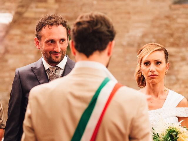 Il matrimonio di Gabriele e Ilaria a Montecassiano, Macerata 24