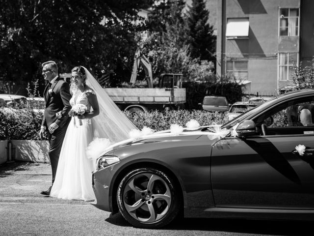 Il matrimonio di Claude e Alessia  a Genga, Ancona 13