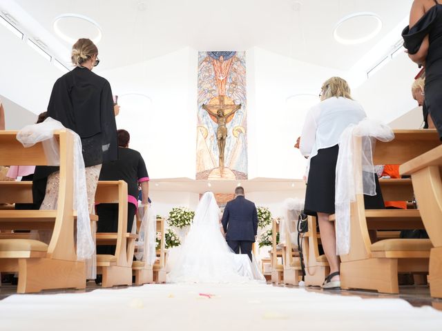 Il matrimonio di Vanessa e Francesco a Bernalda, Matera 18