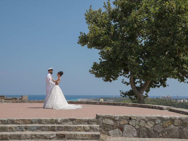 Il matrimonio di Valerio e Giovanna a Cirò Marina, Crotone 25