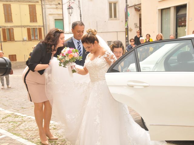 Il matrimonio di Gianmarco e Debora a Loreto Aprutino, Pescara 34