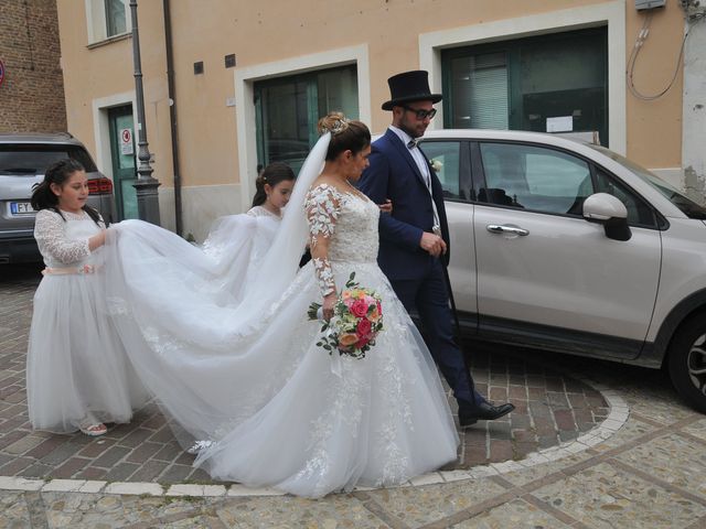Il matrimonio di Gianmarco e Debora a Loreto Aprutino, Pescara 35