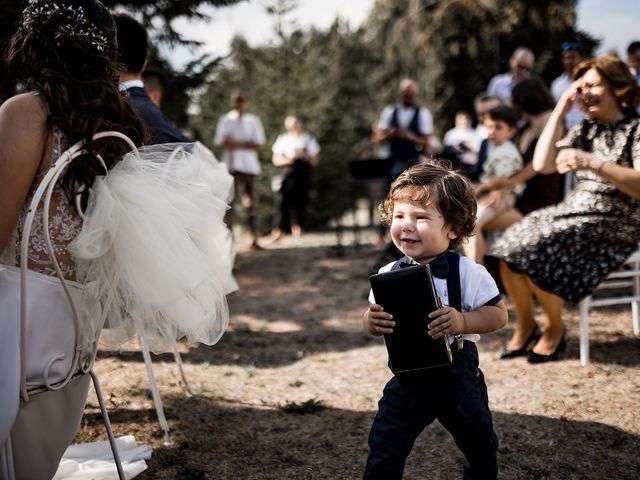 Il matrimonio di Baris e Raffaella a Varano Borghi, Varese 38