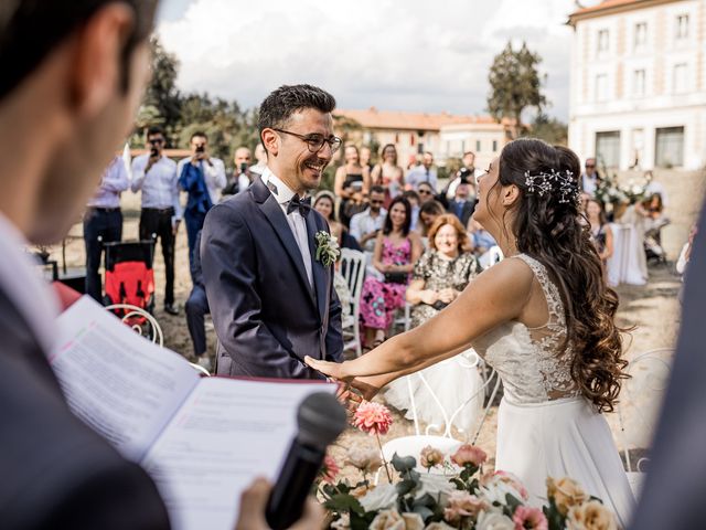 Il matrimonio di Baris e Raffaella a Varano Borghi, Varese 42