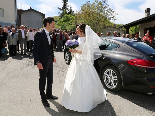 Il matrimonio di Cristian e Elisabetta a Villa Minozzo, Reggio Emilia 11
