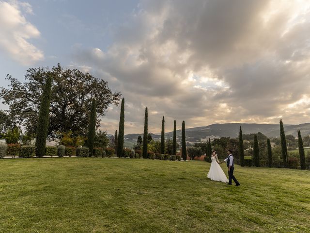 Il matrimonio di Matteo e Valentina a Fossombrone, Pesaro - Urbino 93