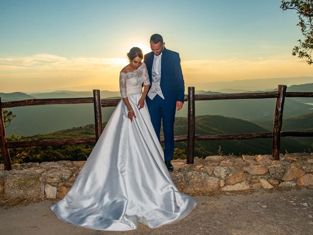 Il matrimonio di Davide e Angela a Fonni, Nuoro 247