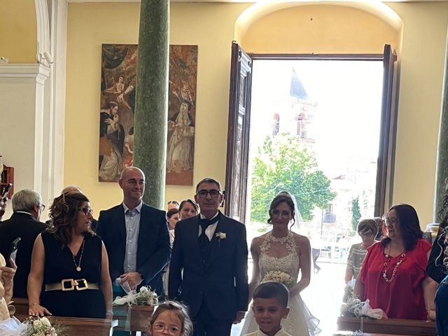 Il matrimonio di Giuseppe  e Marisa a Salandra, Matera 5