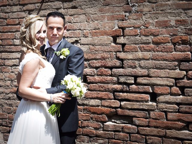 Il matrimonio di Gianluca e Tania a San Giovanni in Persiceto, Bologna 32