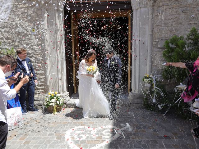 Il matrimonio di Gabriele e Silvia a Castropignano, Campobasso 48