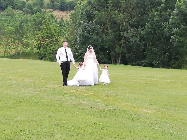 Il matrimonio di Alessandro e Jennifer a Caprino Bergamasco, Bergamo 37