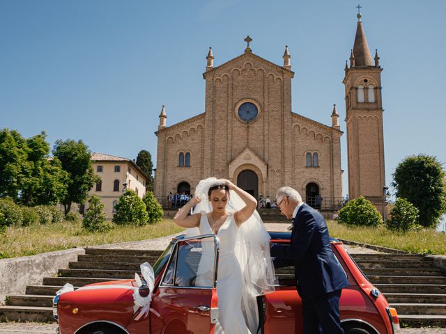 Il matrimonio di Filippo e Serena a Castelvetro di Modena, Modena 24