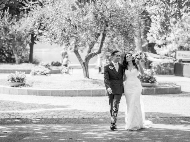 Il matrimonio di Gianluca e Sonia a Trevignano Romano, Roma 4