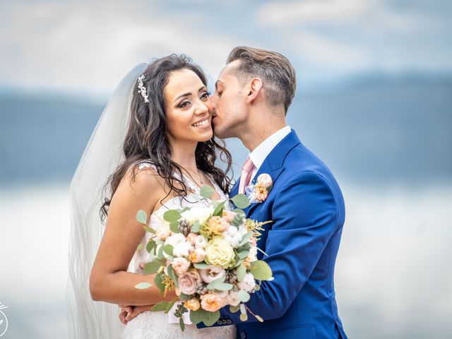 Il matrimonio di Gianluca e Sonia a Trevignano Romano, Roma 9