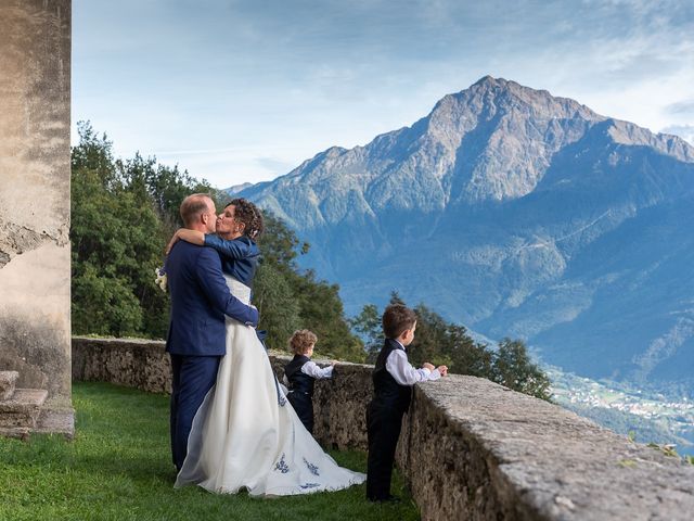 Il matrimonio di Mattia e Evelina a Peglio, Como 57