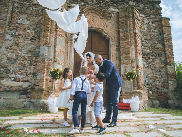 Il matrimonio di Jonni e Stefania a Malnate, Varese 128