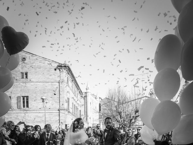 Il matrimonio di Fabio e Lucia a Petritoli, Fermo 40