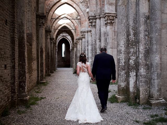 Il matrimonio di Alessio e Sara a Chiusdino, Siena 25