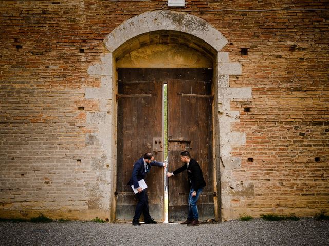 Il matrimonio di Julian e Juliana a Chiusdino, Siena 27