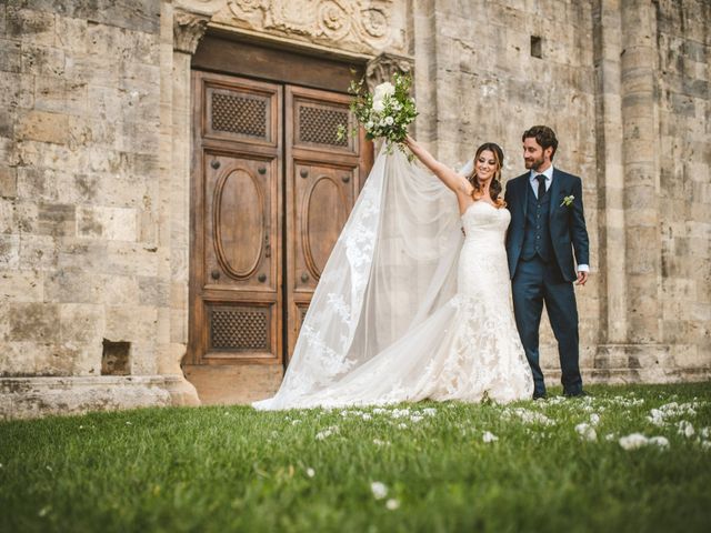 Il matrimonio di Julian e Juliana a Chiusdino, Siena 38