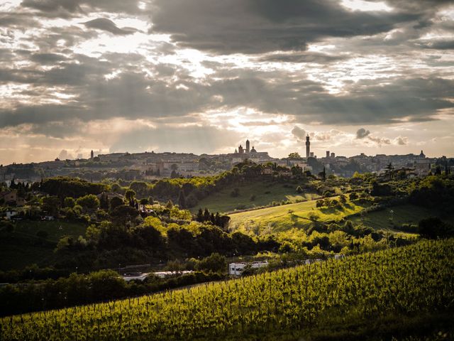 Il matrimonio di Julian e Juliana a Chiusdino, Siena 57