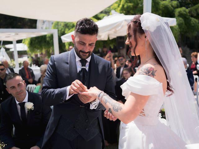 Il matrimonio di Maria e Fabrizio a Silvi, Teramo 24