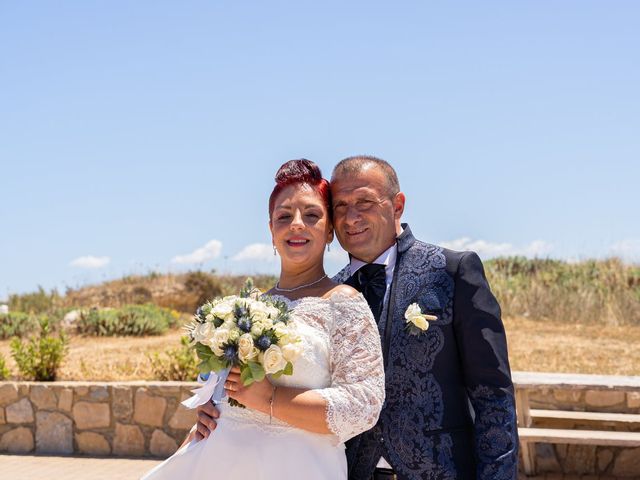 Il matrimonio di Maria Franca e Emanuele a Porto Torres, Sassari 25