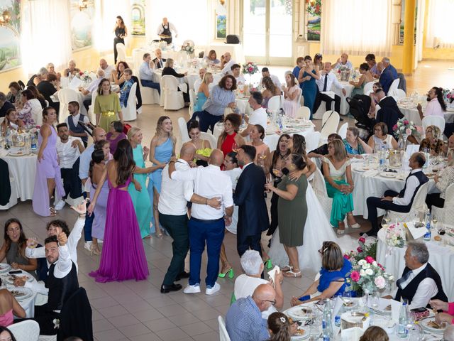 Il matrimonio di Luca e Sofia a Monte San Pietrangeli, Fermo 6