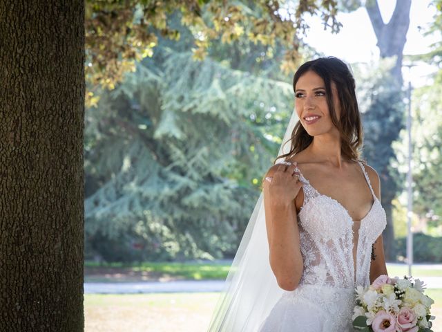 Il matrimonio di Luca e Sofia a Monte San Pietrangeli, Fermo 24