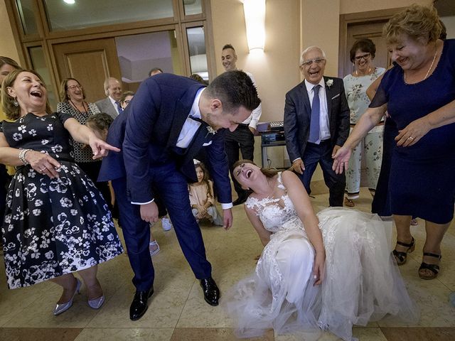 Il matrimonio di Amodio e Italia a Mirabella Eclano, Avellino 20