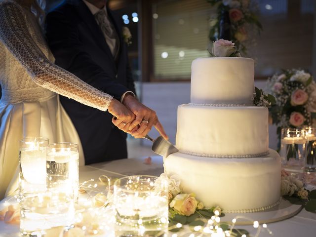 Il matrimonio di Luca e Sabrina a Cappella Maggiore, Treviso 24